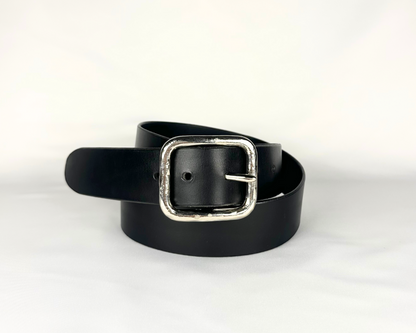 The Silver Square buckle in black