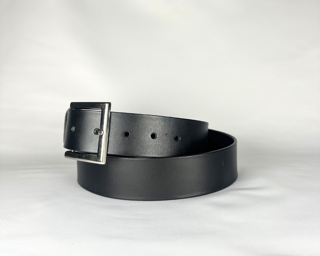 UNISEX: Silver Buckle Belt