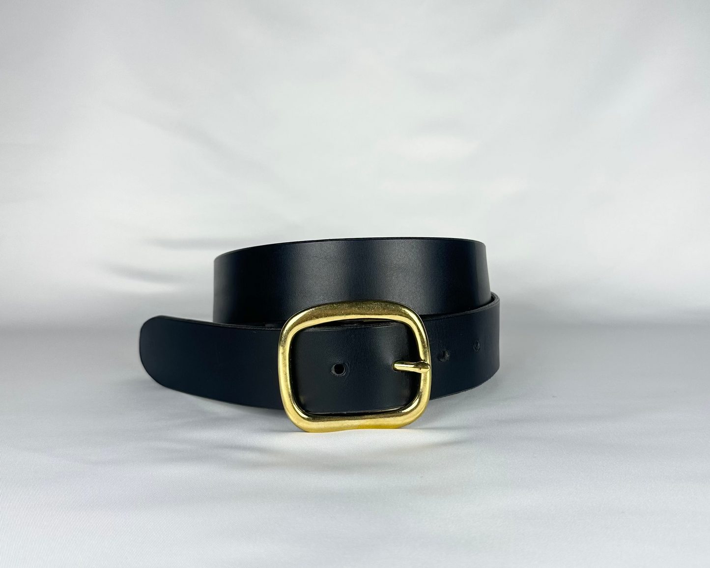 THE BRONZE BELT in black